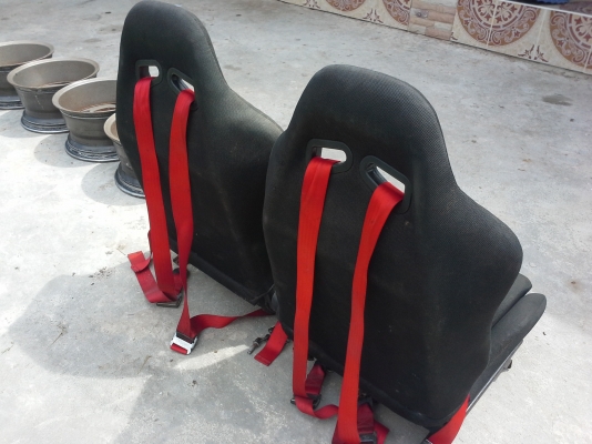 ขายเบาะrecaroสภาพสวยรางเลื่อนพร้อมใช้3500- ขายเบาะrecaroสภาพสวยรางเลื่อนพร้อมใช้3500-