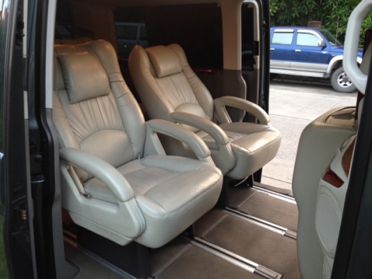 ขายรถตู้ vw caravelle t5 3.2 v6 ขายรถตู้ vw caravelle t5 3.2 v6