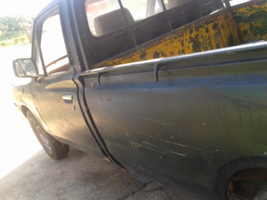 รถกะบะคลาสสิค DATSAN รุ่นช้างเหยียบเครือง1,500 เบนซิล กะบะ 5ข สภาพตามรูป เอกสารทะเบียนครบ รถกะบะคลาสสิค DATSAN รุ่นช้างเหยียบเครือง1,500 เบนซิล กะบะ 5ข สภาพตามรูป เอกสารทะเบียนครบ