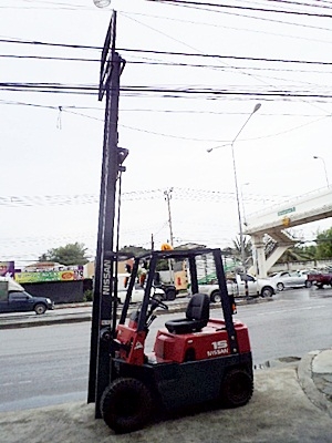 ขายรถยกนิสสัน 1.5 ตัน (รุ่นใหม่) เครื่องเบนซิน กระบอกคู่ เสาสูง 4.4 เมตร เสาต่ำ 3 ท่อน พวงมาลัยเพาเว่อร์ สีเดิมจากนอก นำเข้าจากญี่ปุ่น ใช้งานได้ทันที ขายรถยกนิสสัน 1.5 ตัน (รุ่นใหม่) เครื่องเบนซิน กระบอกคู่ เสาสูง 4.4 เมตร เสาต่ำ 3 ท่อน พวงมาลัยเพาเว่อร์ สีเดิมจากนอก นำเข้าจากญี่ปุ่น ใช้งานได้ทันที