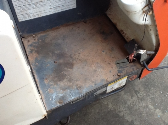 ขายครับรถเกี่ยวKOBOTA  sr j 3 อุ้มข้าวประมาณ5ถุงเก่าเก็บเช็ค0เรียบร้อยรถพร้อมใช้งานเกี่ยวขา้ว 5-6ไร่ต่อวันสบายๆเหมาะกับธุรกิจครอบครัวนำ้หนักไม่มากขนย้ายสดวก