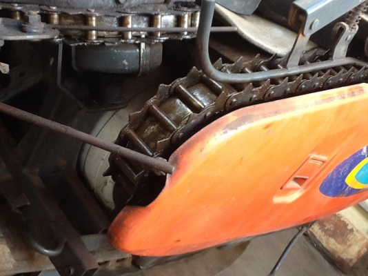 ขายครับรถเกี่ยวKOBOTA  sr j 3 อุ้มข้าวประมาณ5ถุงเก่าเก็บเช็ค0เรียบร้อยรถพร้อมใช้งานเกี่ยวขา้ว 5-6ไร่ต่อวันสบายๆเหมาะกับธุรกิจครอบครัวนำ้หนักไม่มากขนย้ายสดวก