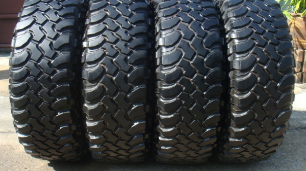 ขายยาง BF Goodrich Mudterrain KM  285 75 r16 พร้อมลุย