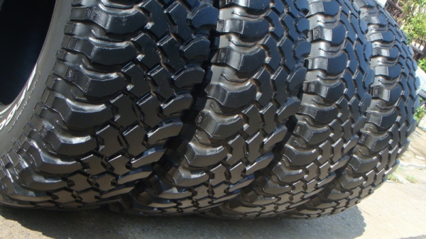 ขายยาง BF Goodrich Mudterrain KM  285 75 r16 พร้อมลุย