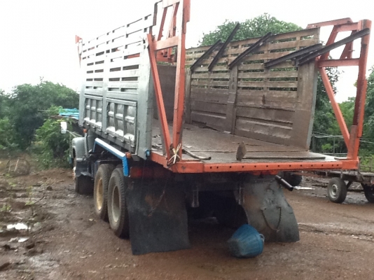 ขายสิบล้อหน้ายาวสองเพลาดั้ม