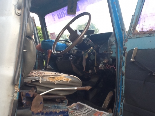 ขายสิบล้อหน้ายาวสองเพลาดั้ม