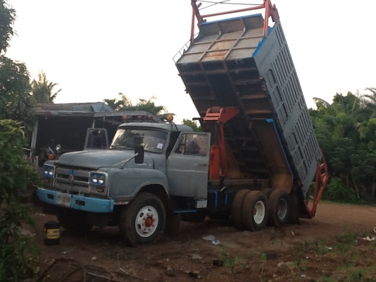 ขายสิบล้อหน้ายาวสองเพลาดั้ม