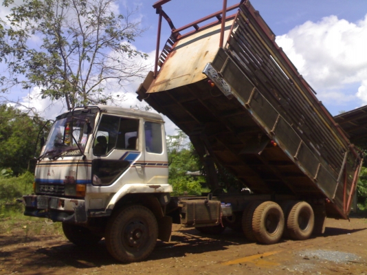 ขายไอ้หลง FN225K เครื่อง6D14เทอโบว์ 2เพลาดั๊ม สภาพสวยๆพร้อมใช้คับ ขายไอ้หลง FN225K เครื่อง6D14เทอโบว์ 2เพลาดั๊ม สภาพสวยๆพร้อมใช้คับ