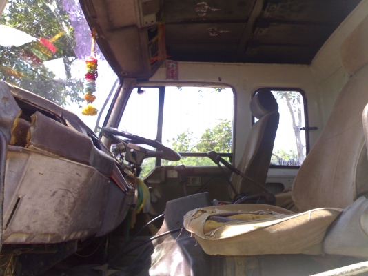 ขายไอ้หลง FN225K เครื่อง6D14เทอโบว์ 2เพลาดั๊ม สภาพสวยๆพร้อมใช้คับ ขายไอ้หลง FN225K เครื่อง6D14เทอโบว์ 2เพลาดั๊ม สภาพสวยๆพร้อมใช้คับ