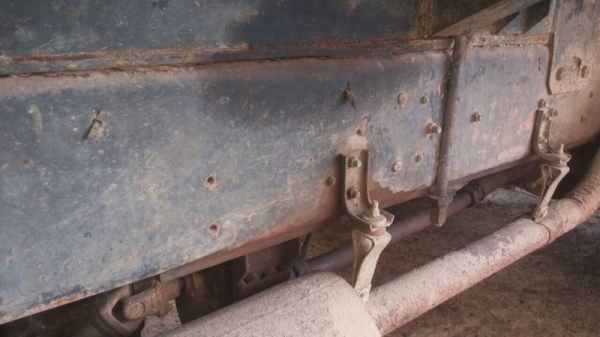 รถอีซูซุ 10 ล้อดั้ม FVM 175 แรงม้า ( ขายตามสภาพ )  สนใจติดต่อ 081 - 6079515