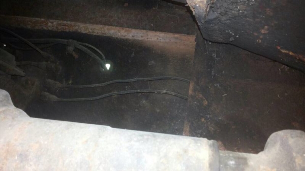 รถอีซูซุ 10 ล้อดั้ม FVM 175 แรงม้า ( ขายตามสภาพ )  สนใจติดต่อ 081 - 6079515