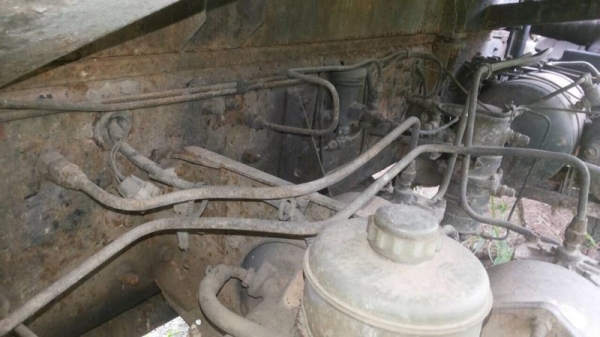 รถฮีโน่ 10 ล้อดั้ม 195 แรงม้า  สนใจติดต่อ 081 - 6079515