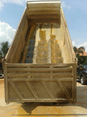 รถฮีโน่ 10 ล้อดั้ม FM1A  330 แรงม้า ปี 54 สนใจติดต่อ 081 - 6079515