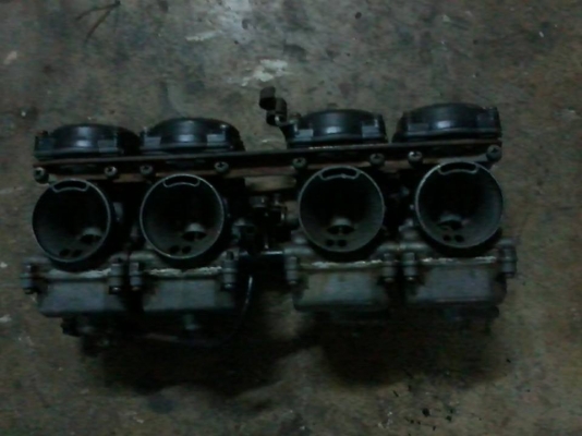 คาร์บู suzuki gsx750,gsx250 คาร์บู kawasaki gpz250 ฝาแดงsuzuki bandit คาร์บู suzuki gsx750,gsx250 คาร์บู kawasaki gpz250 ฝาแดงsuzuki bandit