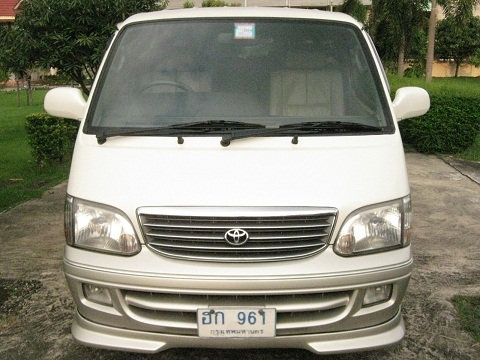 แกรนด์วากอน ปี04 นำเข้าโดย บ.โตโยต้า ท๊อปสุด เอบีเอส ประตูดูด คอยสปริง เบาะหนังแท้ แก๊สถังโดนัทใต้ท้อง ต่อรองได้ครับ