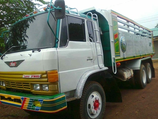 สิบล้อ F 18 สภาพดี สวยๆ