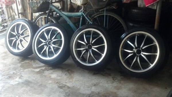 แม็ก 17 กว้าง 7 ออฟ 45 ขนาด 4 รู 100 พร้อมยาง 7500