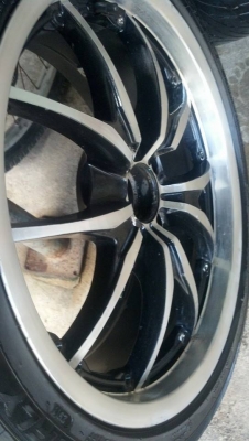 แม็ก 17 กว้าง 7 ออฟ 45 ขนาด 4 รู 100 พร้อมยาง 7500