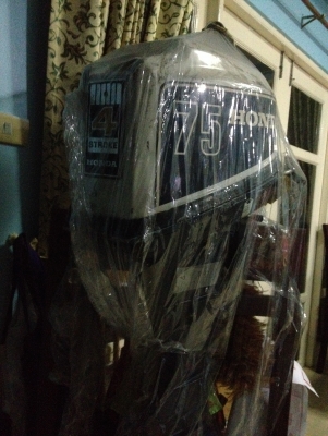 ขายเครื่องเรือ Honda 7.5 แรง+เรือยาง 9.1ฟุต ขายเครื่องเรือ Honda 7.5 แรง+เรือยาง 9.1ฟุต