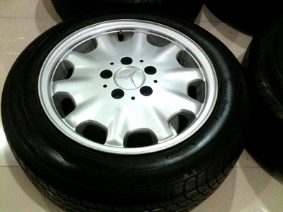 แม็กซ์ BENZ W210 ตากลม ขนาด15 นิ้ว พร้อมยางดอกหนาลึก Dunlop ใส่เบนซ์ได้หลายรุ่นครับ ล้อเก่าเทิรน์ได้ แม็กซ์ BENZ W210 ตากลม ขนาด15 นิ้ว พร้อมยางดอกหนาลึก Dunlop ใส่เบนซ์ได้หลายรุ่นครับ ล้อเก่าเทิรน์ได้