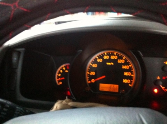 ขายคอมมูเตอร์ รถสดมาก สภาพป้ายแดง. ไมล์แท้ 10380 กม. ขายคอมมูเตอร์ รถสดมาก สภาพป้ายแดง. ไมล์แท้ 10380 กม.