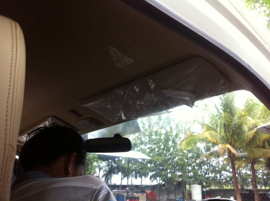 ขายคอมมูเตอร์ รถสดมาก สภาพป้ายแดง. ไมล์แท้ 10380 กม. ขายคอมมูเตอร์ รถสดมาก สภาพป้ายแดง. ไมล์แท้ 10380 กม.