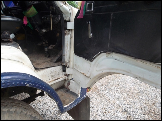 ขายด่วน รถบรรทุก 6 ล้อ HINO  ดั้มเกษตร รถสวย พร้อมใช้งาน ราคาสุดคุ้ม