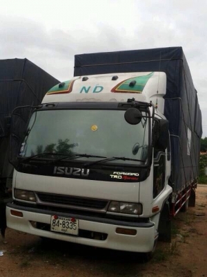 ฝากขายรถบรรทุก 6 ล้อ