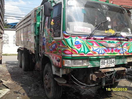 ขายดาวน์hino fm 3m 200000โทร 086 0663880