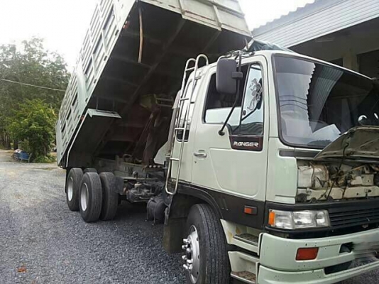 รถฮีโน่ 10 ล้อดั้ม FL3H  195 แรงม้า  สนใจติดต่อ 081 - 6079515