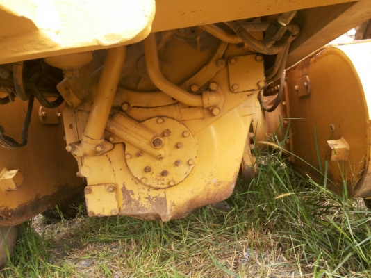 รถเกรดเดอร์ 140 g ติดต่อ คุณ จีระเดช 081-7976510