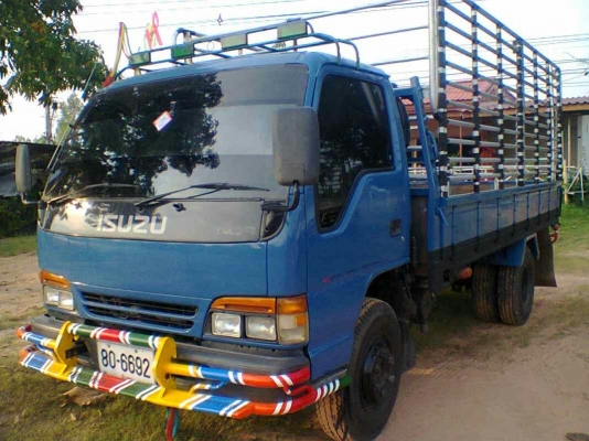 ขาย NQR ปี 43 ยาว 5.50 เมตร