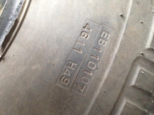 ขายยางจรเข้ 36*12.5*16 ดอกเต็มๆ 1ชุดครับ ถูกๆ