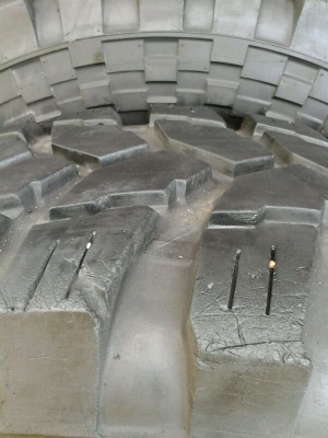 ขาย MUD MAXXIS 35 X 12.5 R16 ปี11