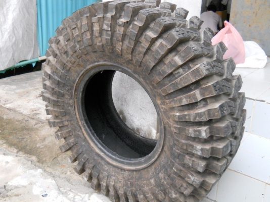 ขายยาง Maxxis 8060 ขนาด 37x12.50 R 16 ขายยาง Maxxis 8060 ขนาด 37x12.50 R 16