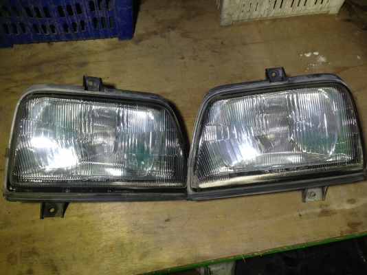 ขายไฟหน้า DAIHATSU MIRA