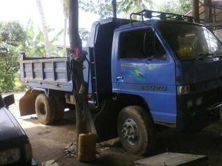 ***ขายแล้วครับขอบคุณ Truck2hand ขายตามสภาพ No book !! 6ล้อดั๊มดิน ISUZU TX 6BD1 165แรง เครื่องแน่นดีแรง อึด เกียร์JCM ช่วงล่างคัสซีดี F หน้า-หลัง กระบะดั๊มเหล็ก6ตันสภาพดีพื้นดีข้างดีไม่ผุ3.80ม.วางหัวNPR ภายในดีคอนโซลดี  เบรคลม ยาง8.25 ดี6เส้น รถใช้งานอยู่