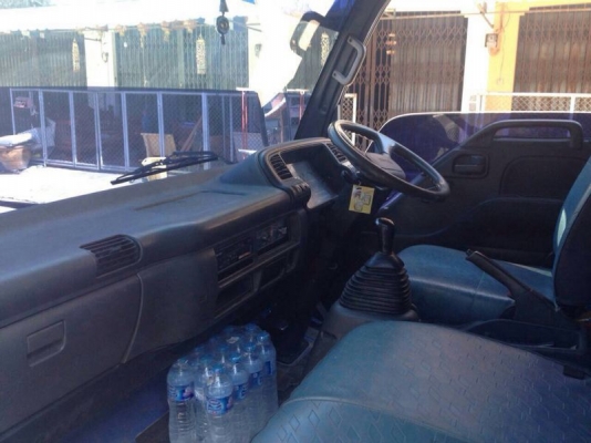 รถอีซูซุ 6 ล้อ ตู้เย็น NPR 130 แรงม้า ปี 49 สนใจติดต่อ 081 - 6079515 รถอีซูซุ 6 ล้อ ตู้เย็น NPR 130 แรงม้า ปี 49 สนใจติดต่อ 081 - 6079515