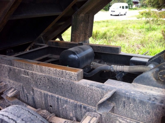 รถฮีโน่ 6 ล้อดั้ม FC4J 150 แรงม้า ปี 51  ( รถวิ่ง 3x,xxx กม. )  สนใจติดต่อ 081 - 6079515