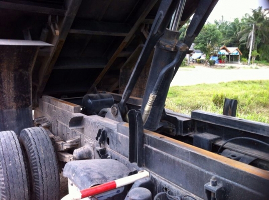 รถฮีโน่ 6 ล้อดั้ม FC4J 150 แรงม้า ปี 51  ( รถวิ่ง 3x,xxx กม. )  สนใจติดต่อ 081 - 6079515