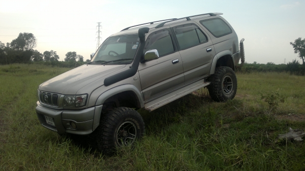 TOYOTA Sport Rider D4D 2.5 MT 4X4 ปี 2004 TOYOTA Sport Rider D4D 2.5 MT 4X4 ปี 2004