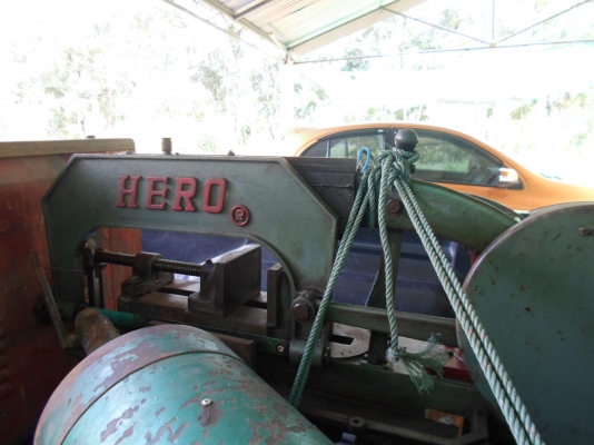 แท่นเลื่อย HERO  8,500  พร้อมใช้  ด่วน  !!!!!!
