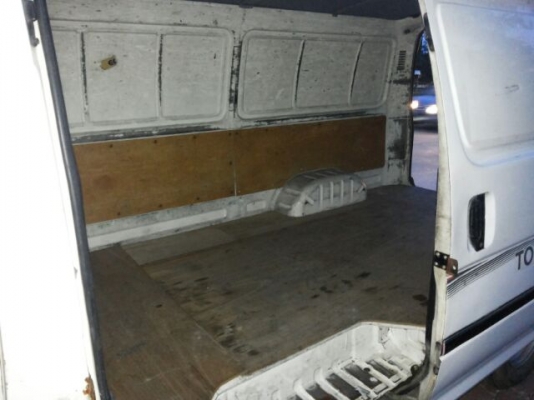 Toyota hiace 2001 ตู้ทึบ สวยเดิม เครื่องดี ด่วน Toyota hiace 2001 ตู้ทึบ สวยเดิม เครื่องดี ด่วน