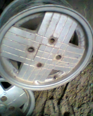 ล้อดิบดิบ 13เรโทร114หลายชุดหลายลาย แยกได้วง1000 ชุด4500พร้อมส่ง