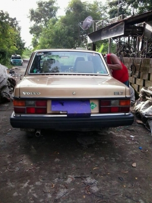 VOLVO 244 GL VOLVO 244 GL