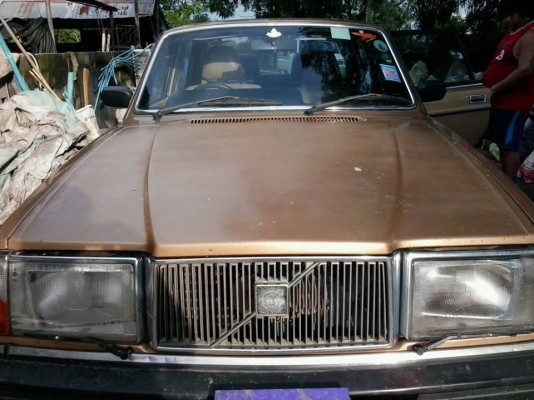 VOLVO 244 GL
