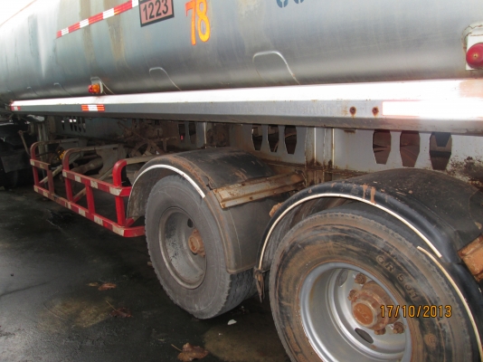 ขายหางแท้งน้ำมัน-2เพลา-30000ลิตร---มี2หาง-รถบรรทุกน้ำจากกระบวนการผลิตน้ำมันดิบ- ขายหางแท้งน้ำมัน-2เพลา-30000ลิตร---มี2หาง-รถบรรทุกน้ำจากกระบวนการผลิตน้ำมันดิบ-