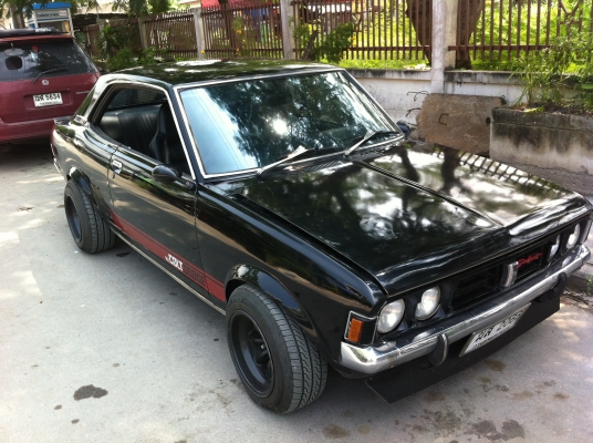 ขายรถคลาสสิค 2 ประตู เท่ห์ๆ ติดแก๊สแล้ว ทะเบียน พร้อมโอน