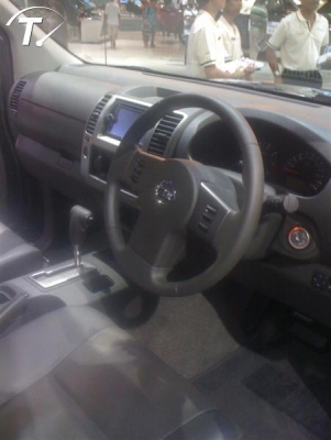 NISSAN NAVARA นาวาร่าใหม่ ดาวน์เริ่มต้นเพียง 0\% เพียงเท่านั้น!!!!! + ฟรี Accessories อุปกรณ์ตกแต่งรอบคัน +++++ NAVARA K/C,D/C GR&amp;SV ใหม่ แรงจัด ประหยัดจริง เครื่องยนต์ 2,500 cc 144 แรงม้าแรงบิด 356 นิวตัน-เมตร 6 Speeds และใหม่ล่าสุดกับ NISSAN NAVARA G