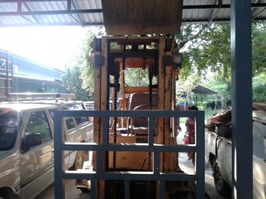 โฟคลิฟ 2 ตัน เครื่อง นิสสัน big m เครื่องติดดี พวงมาลัยพาวเวอร์